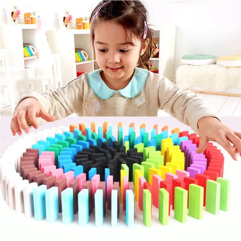 Awesome Automatic Domino Train | LocoTrackster™️