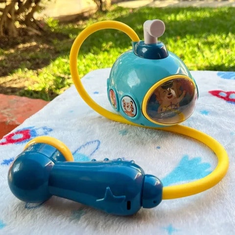 Sprinkling Submarine Shower Head Toy | SpraySub™️