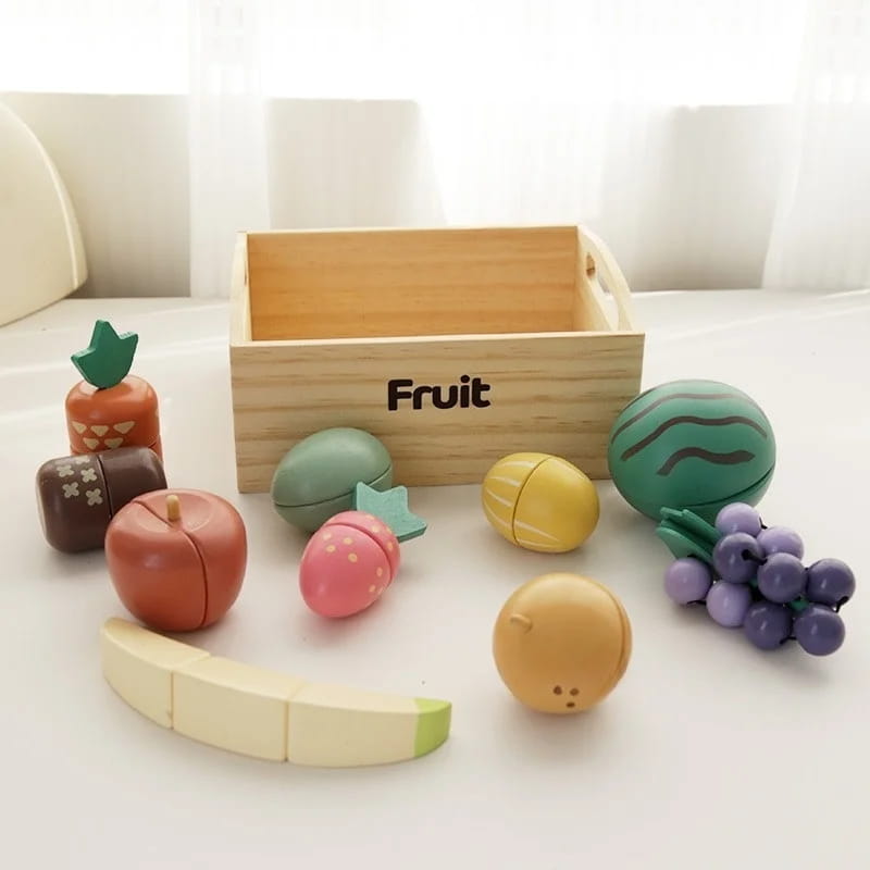 cutting fruit toy