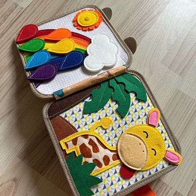 felt busy book